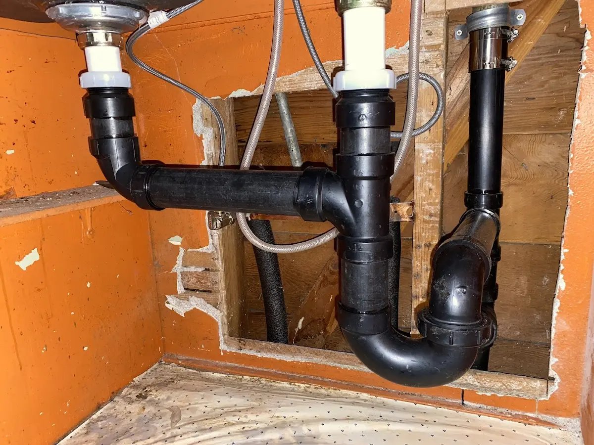 Professional Clogged Toilet equipment and tools on the job in Elko